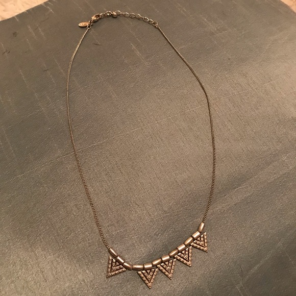 Silver mid length necklace - Picture 2 of 2